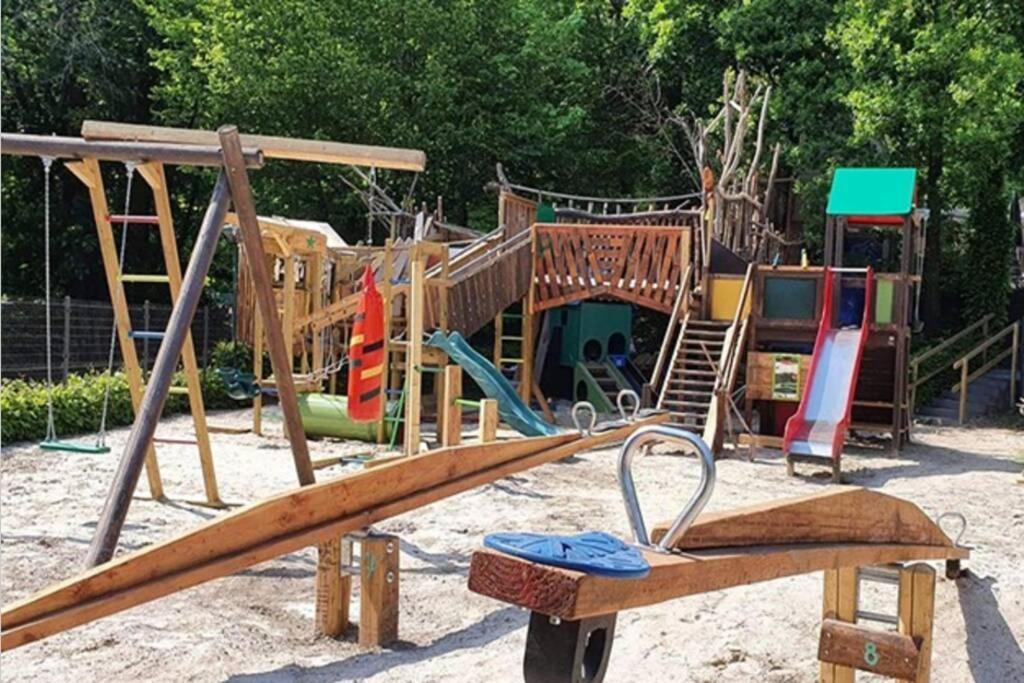 Вілла Tipi D'Amis Дюрбюї Екстер'єр фото